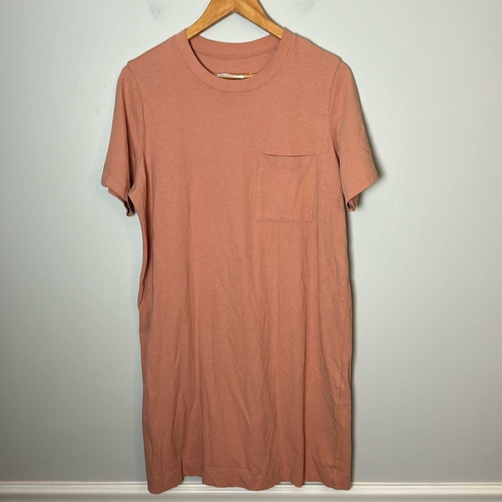 Everlane T-shirt dress